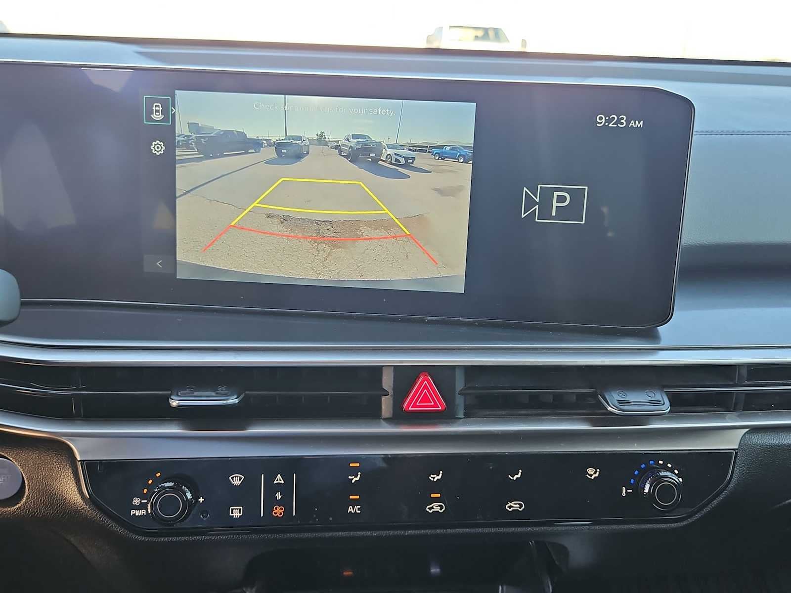 2024 Kia Sorento LX
