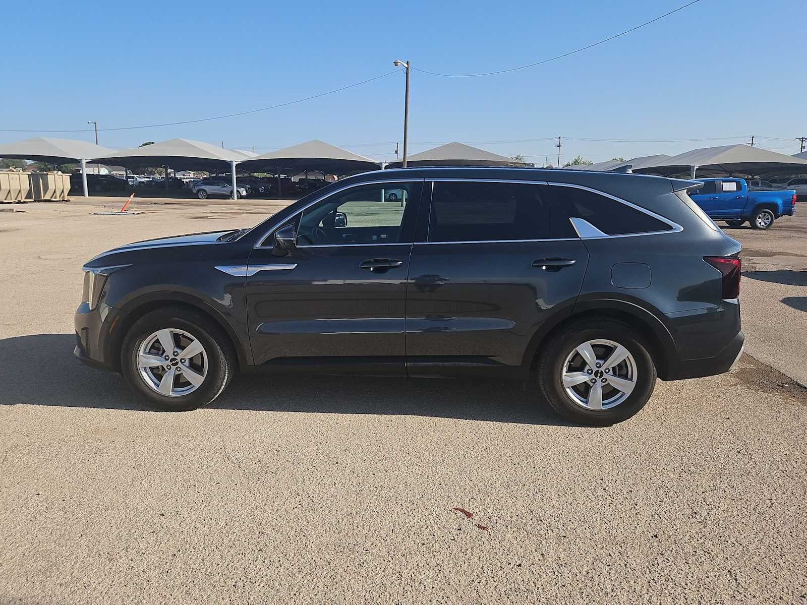 2024 Kia Sorento LX