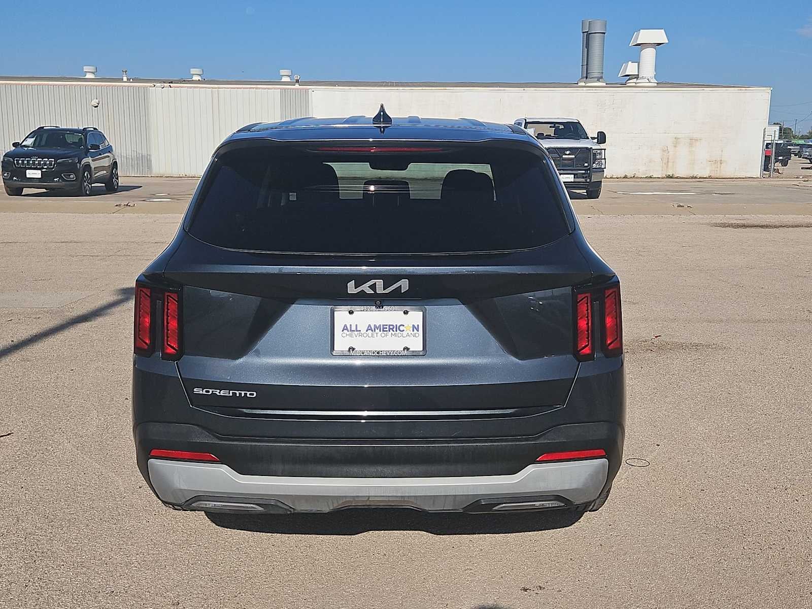 2024 Kia Sorento LX