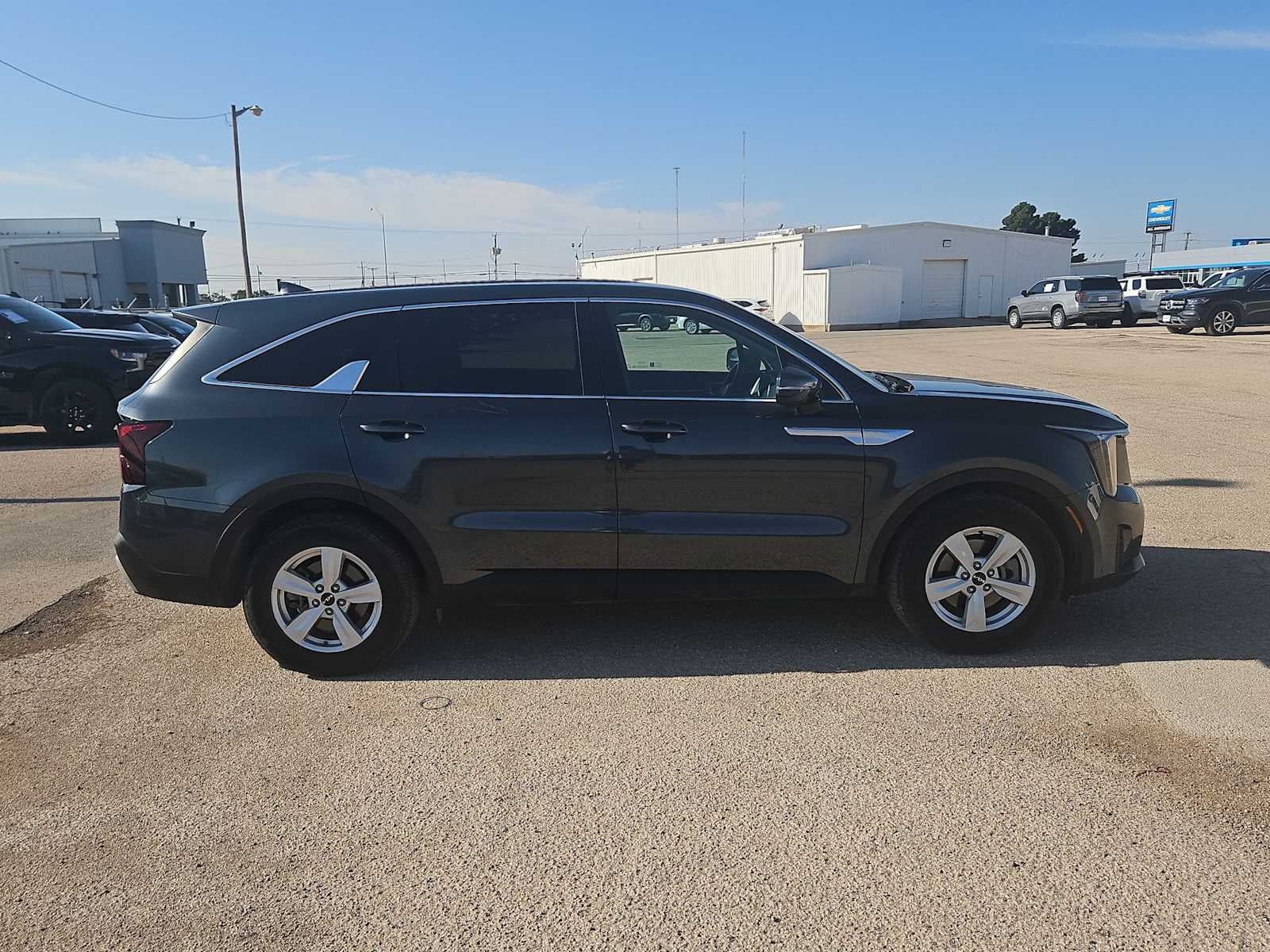 2024 Kia Sorento LX