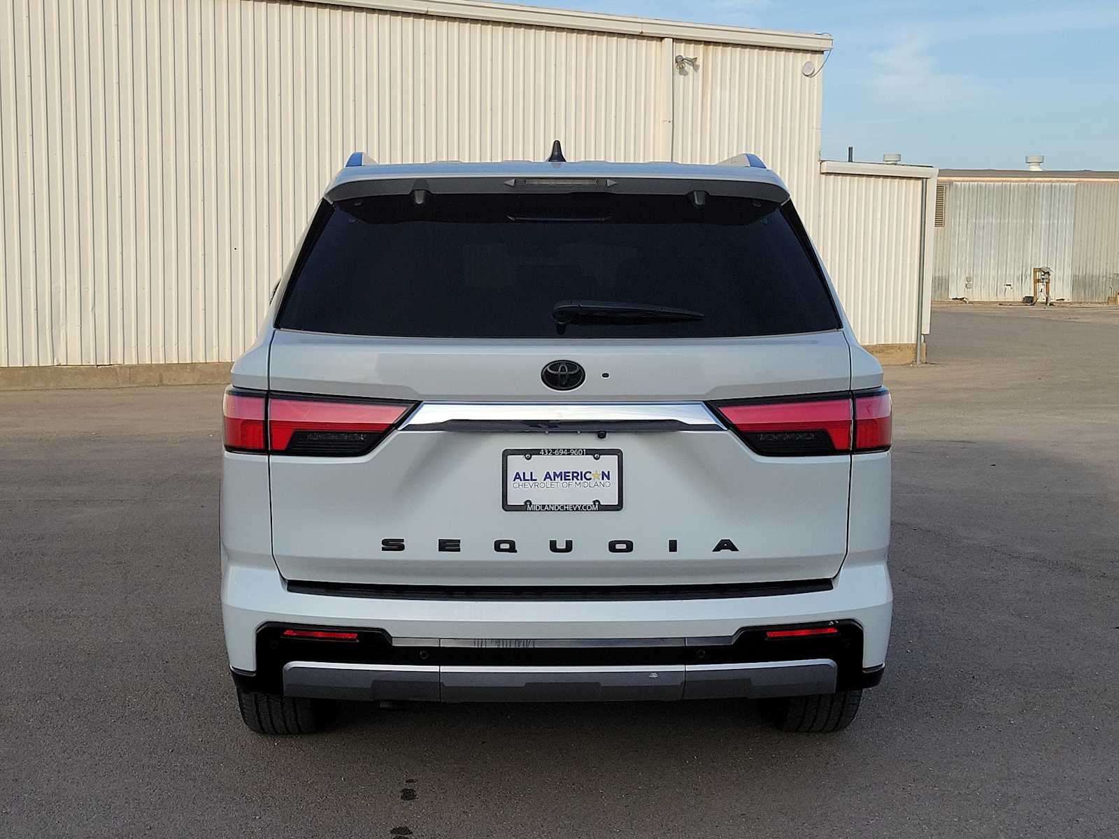 2024 Toyota Sequoia SR5