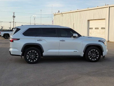 2024 Toyota Sequoia SR5