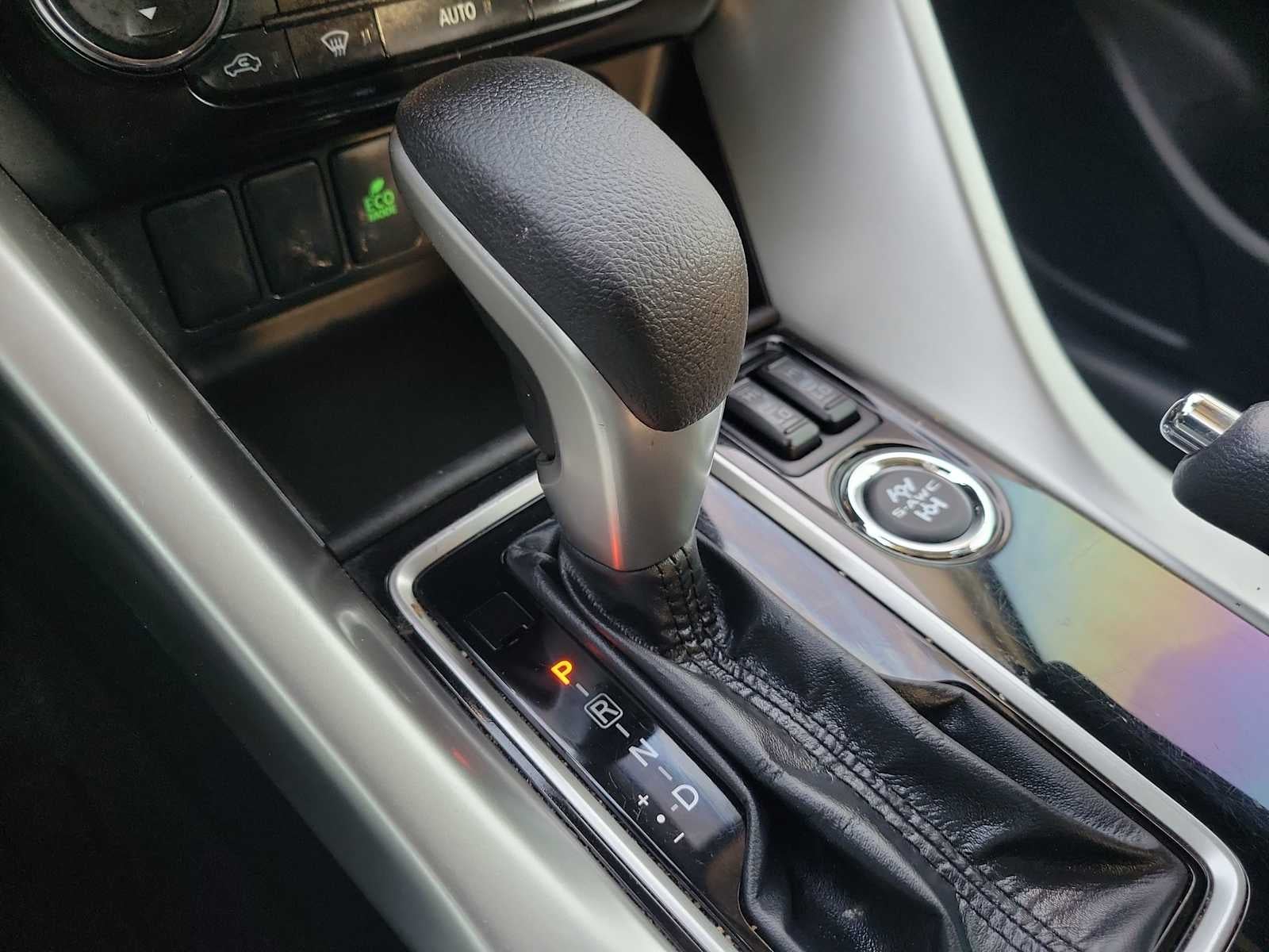 2024 Mitsubishi Eclipse Cross LE