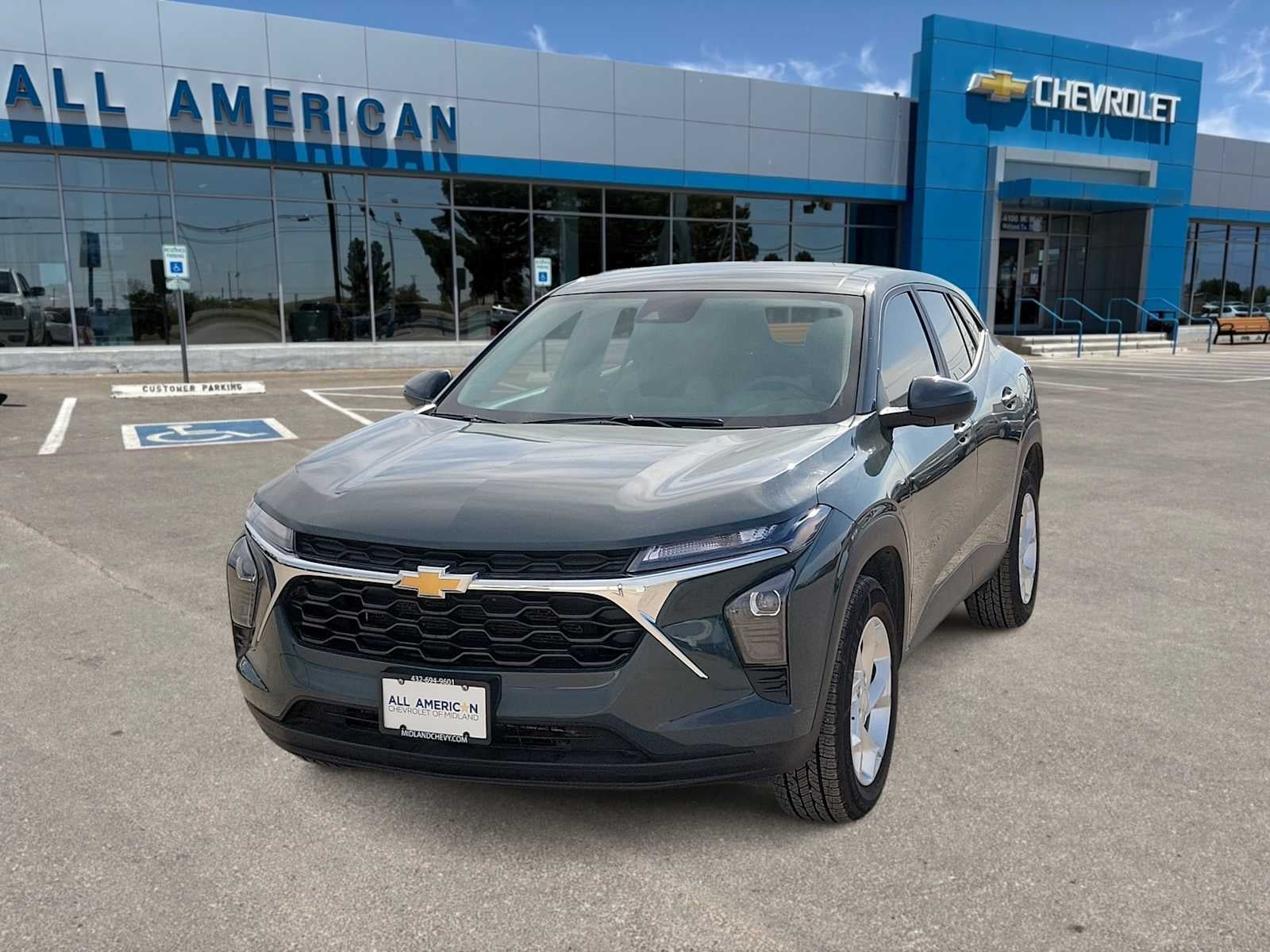 2025 Chevrolet Trax LS