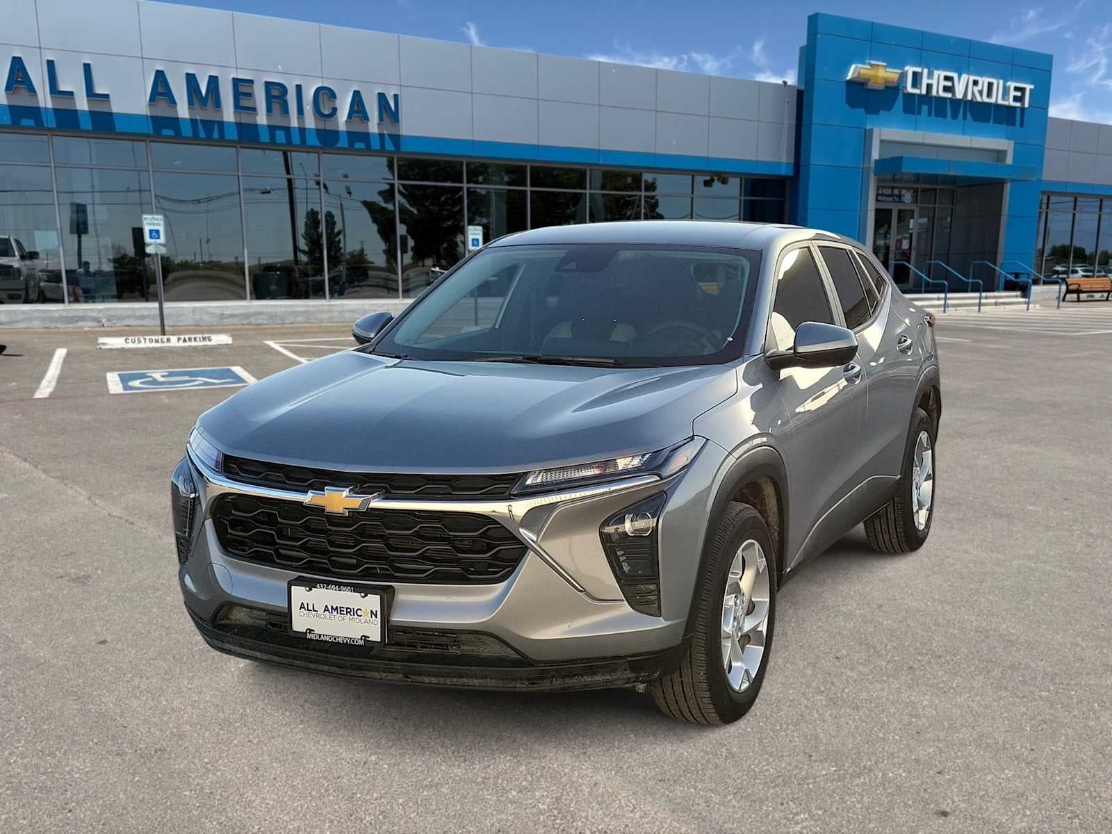 2025 Chevrolet Trax LS