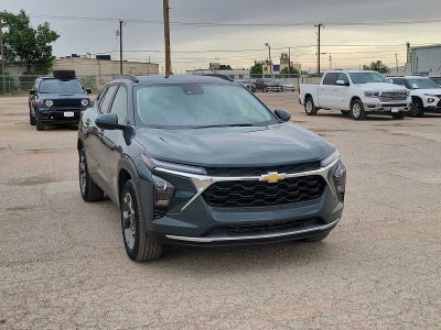 2025 Chevrolet Trax LT