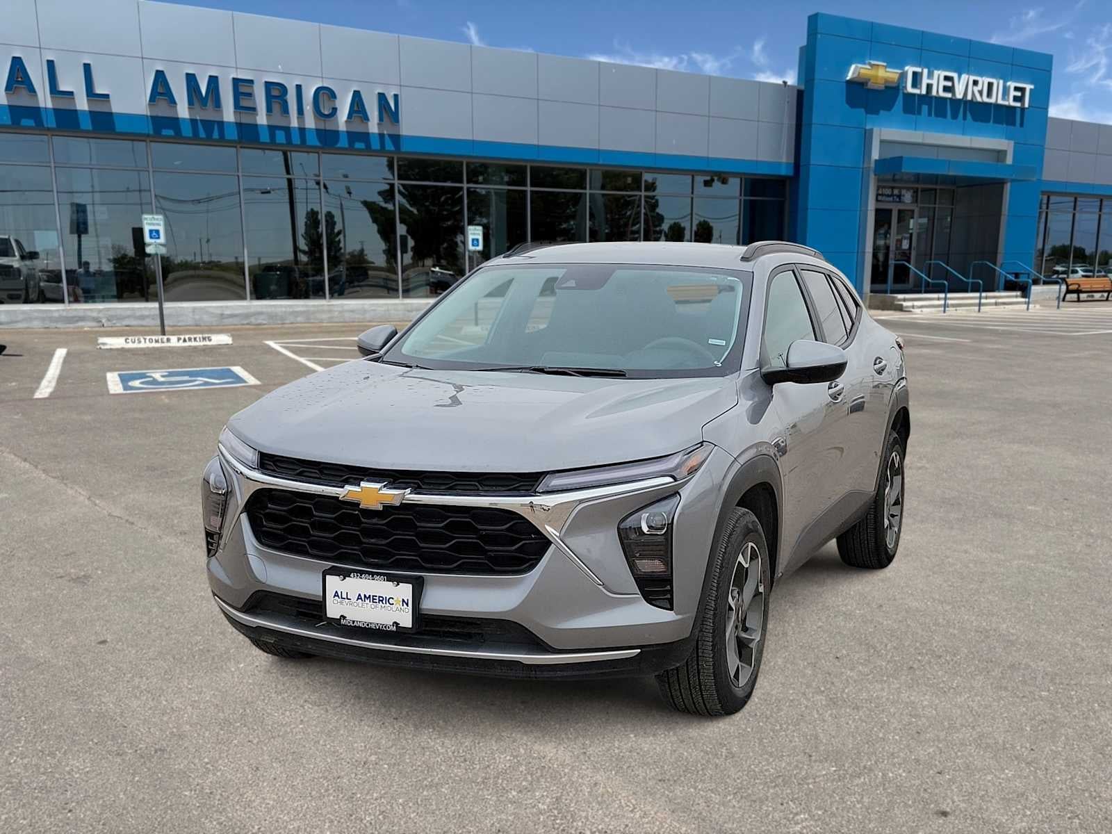 2025 Chevrolet Trax LT