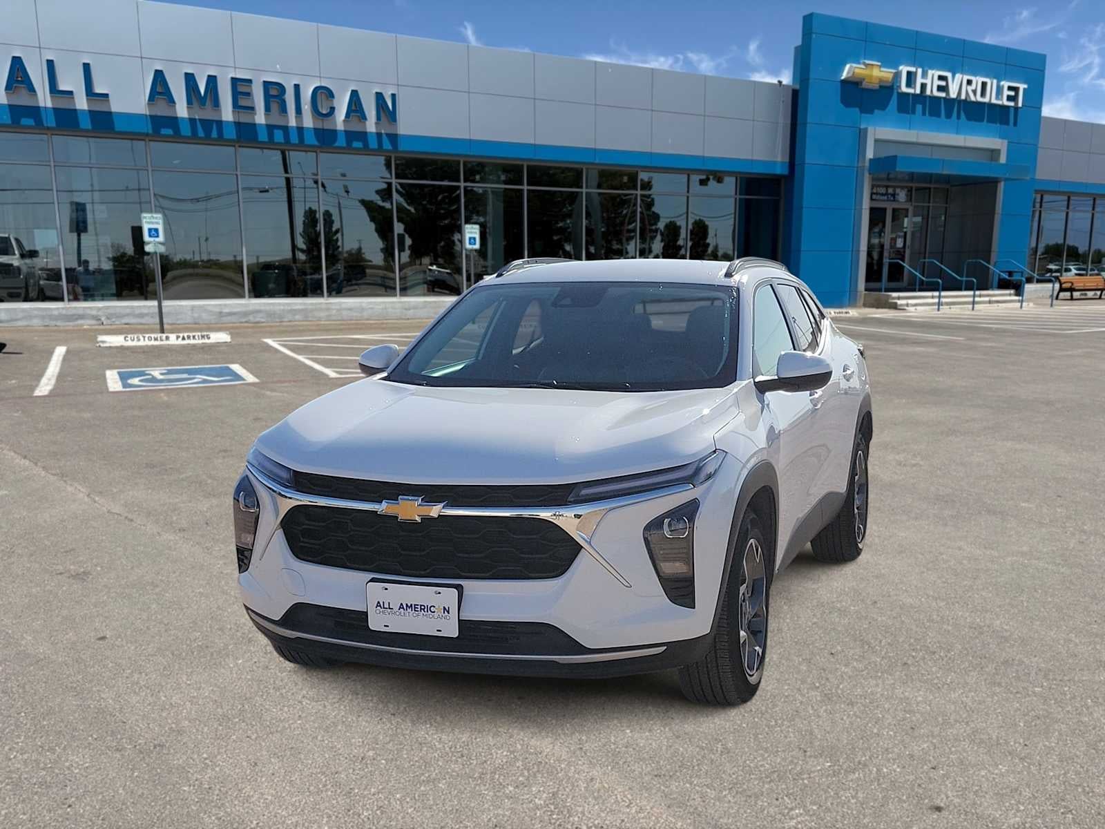 2025 Chevrolet Trax LT