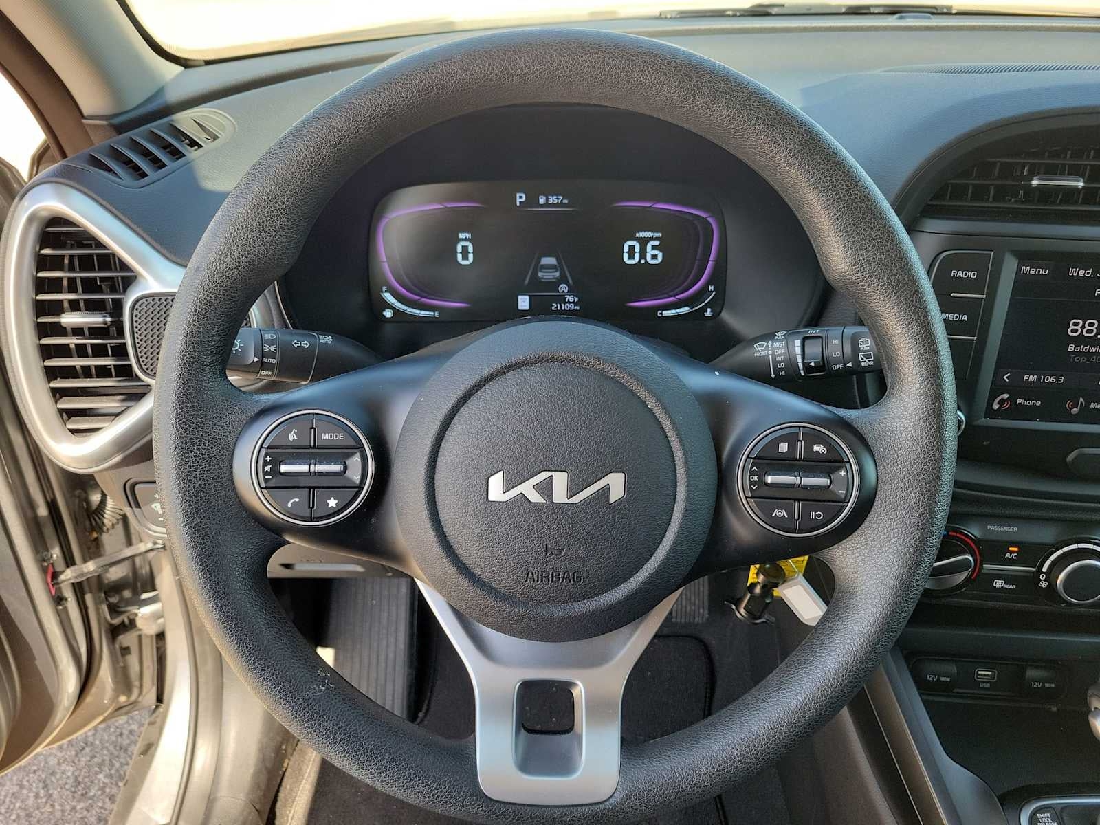 2025 Kia Soul LX