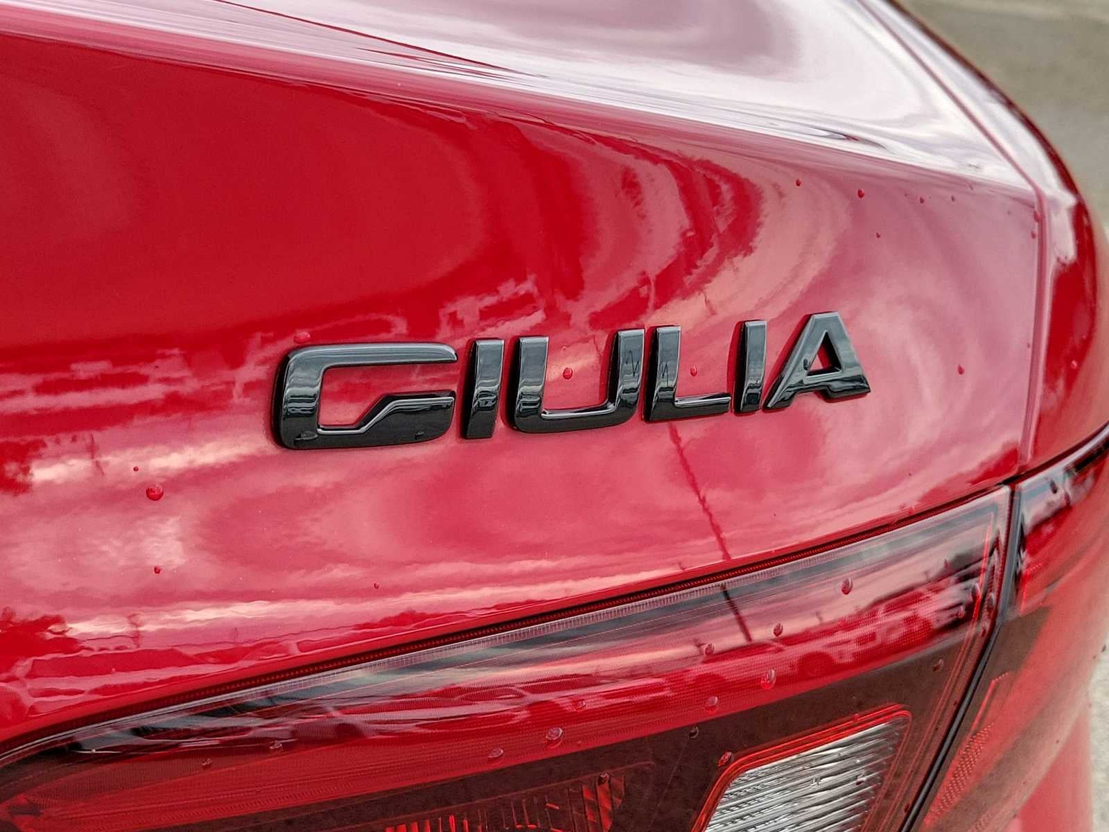 2020 Alfa Romeo Giulia Base