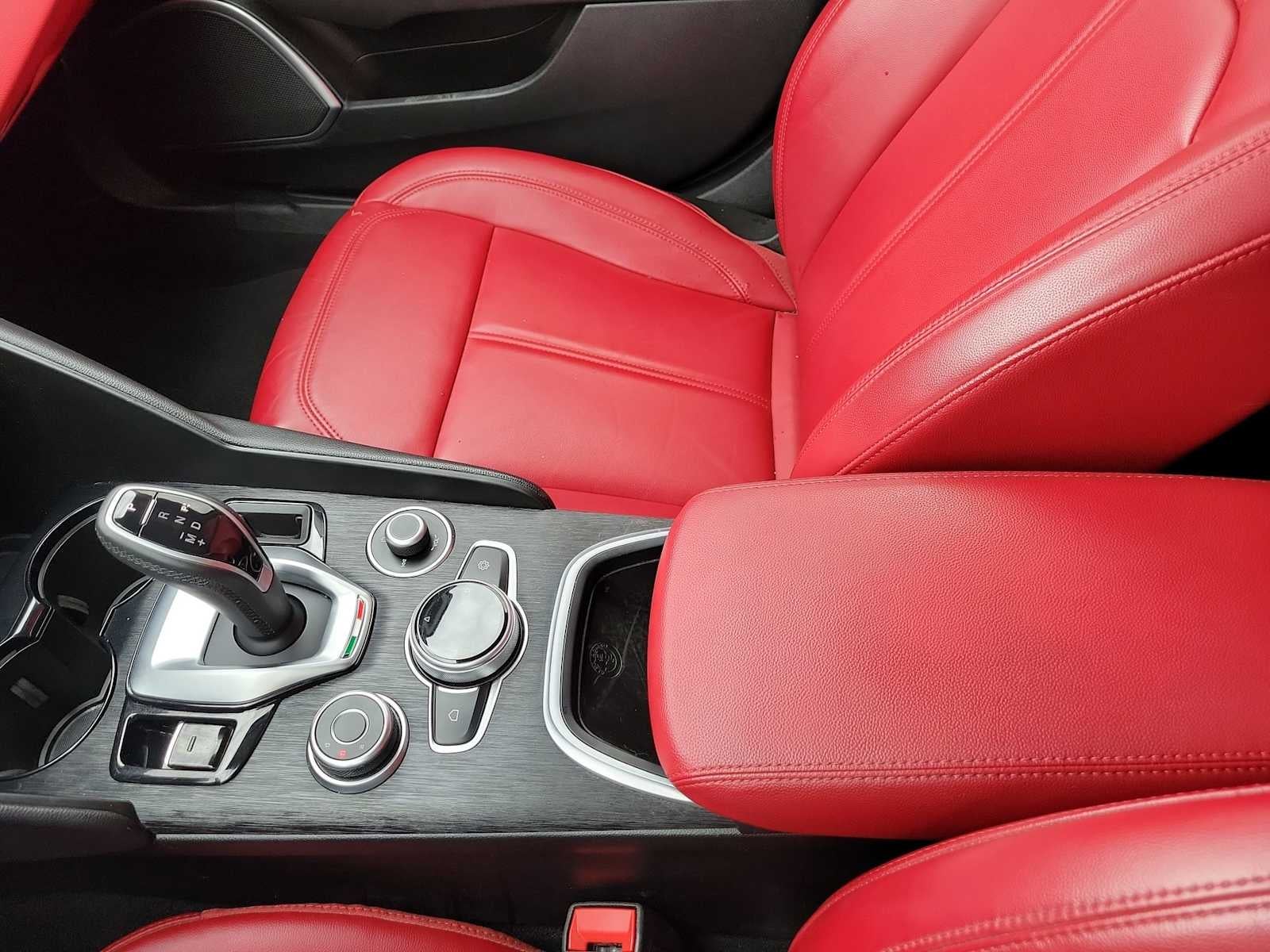 2020 Alfa Romeo Giulia Base