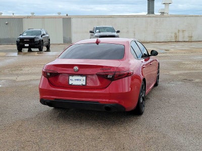 2020 Alfa Romeo Giulia Base